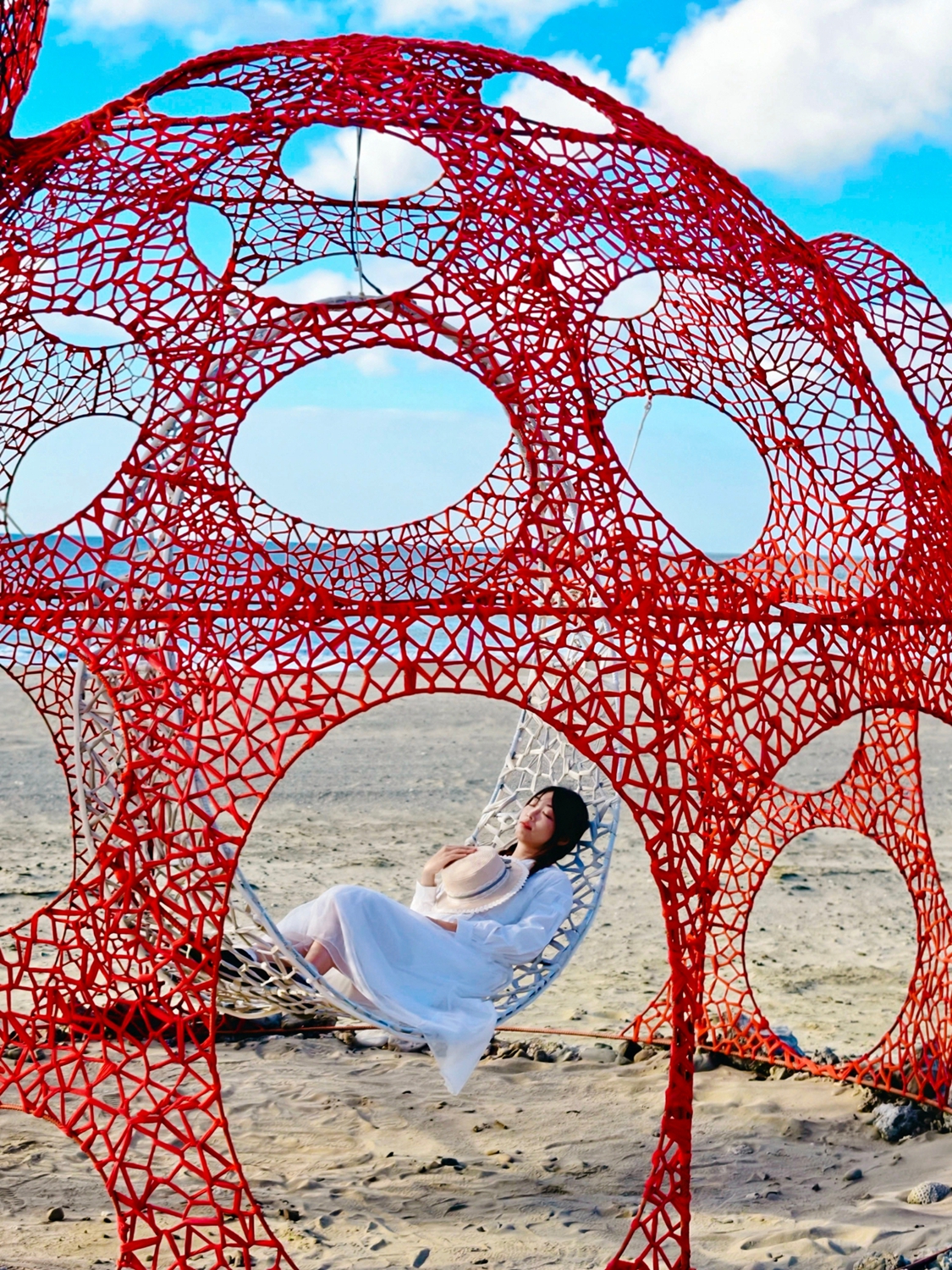 [屏東 車城] 2025落山風藝術季 看！海口 村落/沙灘/港灣展區一次看 & 看海美術館 劉棟的當令風景個展