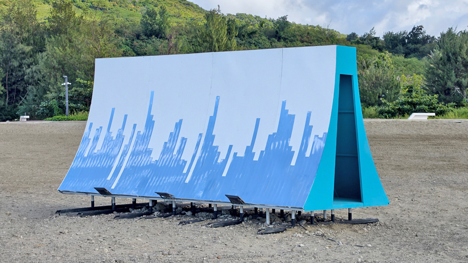 [屏東 車城] 2025落山風藝術季 看！海口 村落/沙灘/港灣展區一次看 & 看海美術館 劉棟的當令風景個展