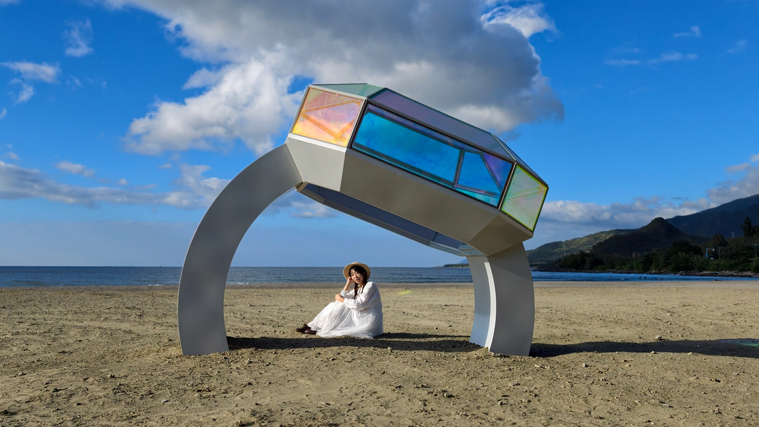 [屏東 車城] 2025落山風藝術季 看！海口 村落/沙灘/港灣展區一次看 & 看海美術館 劉棟的當令風景個展