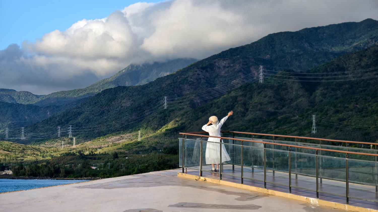 [屏東 車城] 2025落山風藝術季 看！海口 村落/沙灘/港灣展區一次看 & 看海美術館 劉棟的當令風景個展