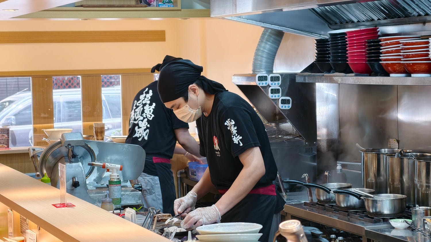 [高雄 左營] 瀧澤軒食堂 左營安吉店｜限定拉麵新登場！濃郁×清爽一次滿足，包廂空間親子聚餐首選