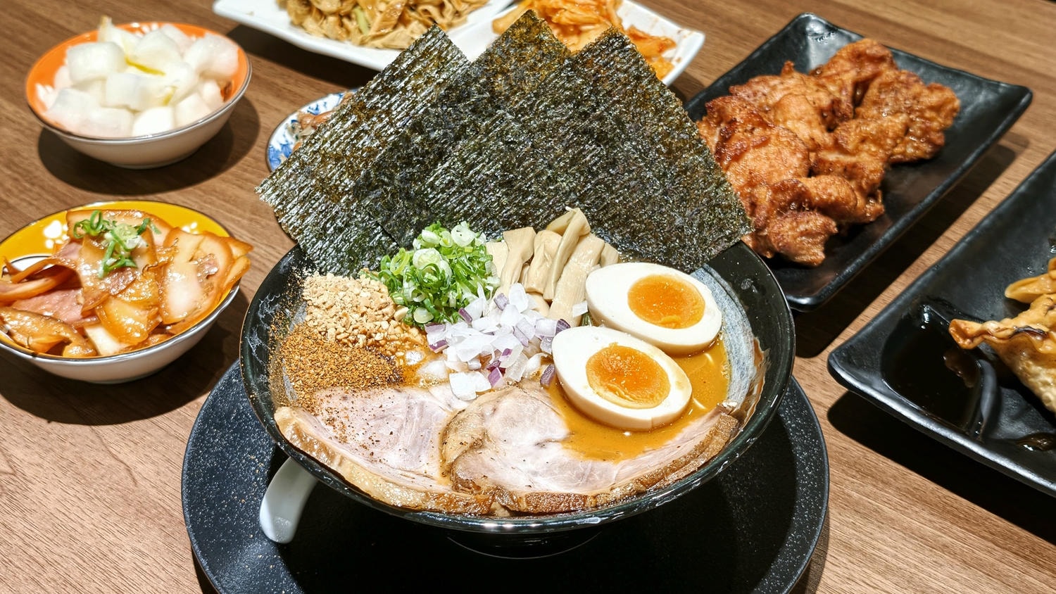 [高雄 左營] 瀧澤軒食堂 左營安吉店｜限定拉麵新登場！濃郁×清爽一次滿足，包廂空間親子聚餐首選