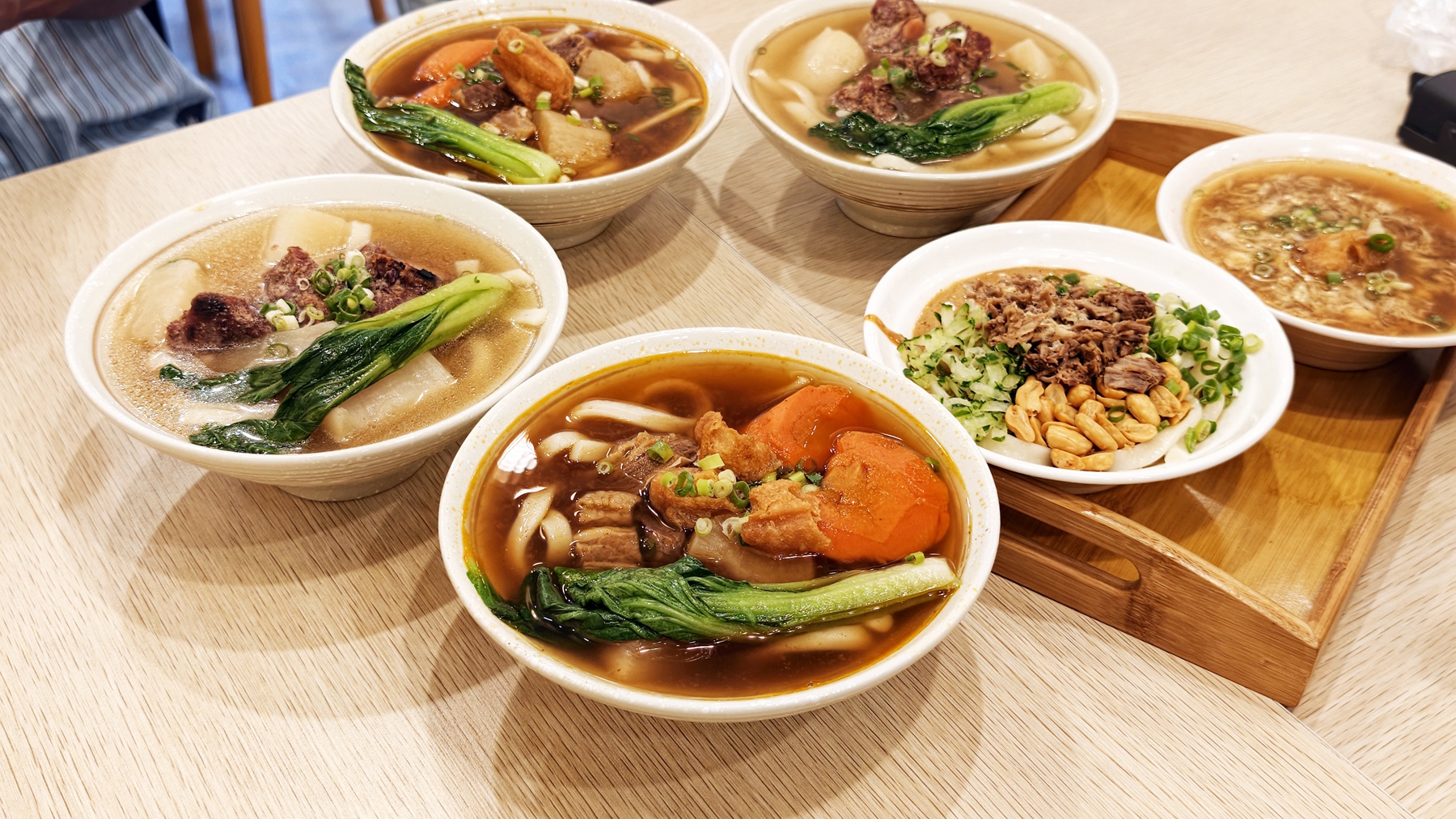 [屏東 小琉球] 台灣好行 小琉球環島一日遊 只要百元就能無限搭乘 帶你吃喝玩樂 大鵬灣國家風景區管理處